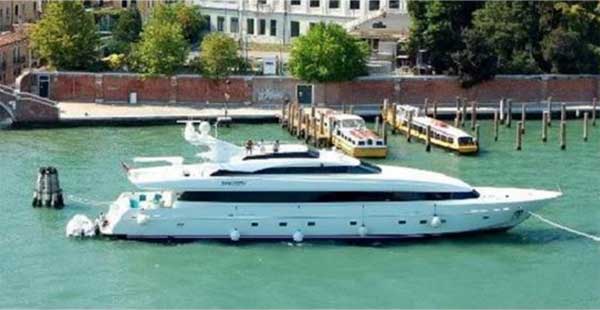 Jet Yacht for Sale