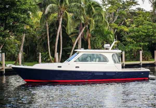 Hunt 36 Motor Yacht for Sale